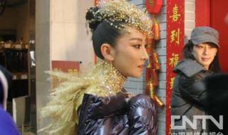 龙年大吉舞蹈串词 龙年元宵晚会主持词