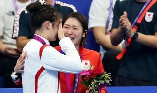 游泳运动员张雨霏